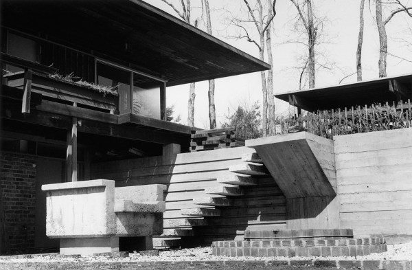 Completed in 1961, Currie House I won American Institute of Architecture awards in 1962 and 1982. It was named to the Virginia Landmarks Register and the National Register of Historic Places (NPS property number 94000549) in 1994.